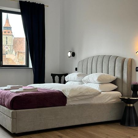 Peaceful Condo For Romantic Getaways Near Black Church - 3Min Walk Brasov Exterior photo