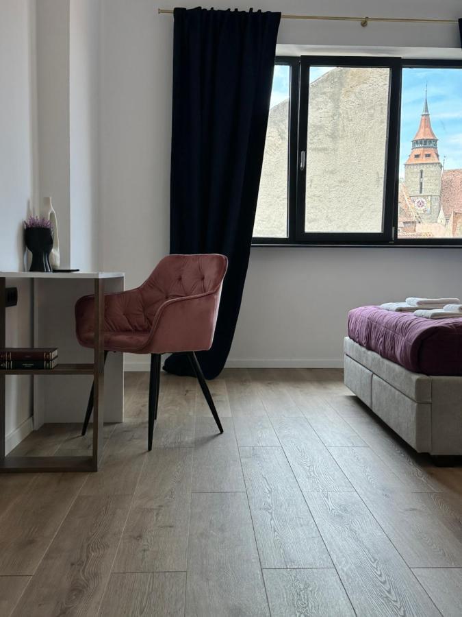 Peaceful Condo For Romantic Getaways Near Black Church - 3Min Walk Brasov Exterior photo