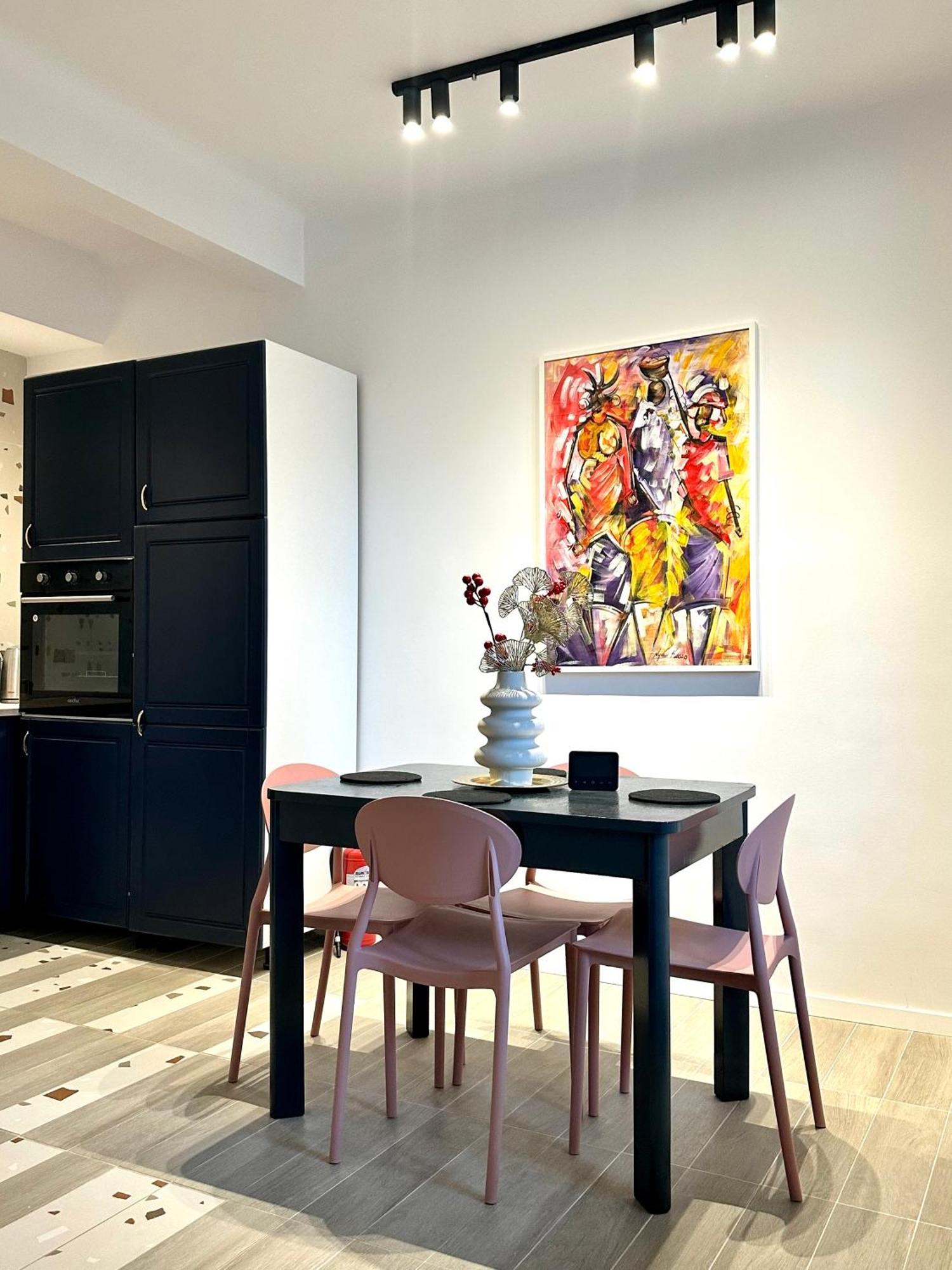 Peaceful Condo For Romantic Getaways Near Black Church - 3Min Walk Brasov Exterior photo